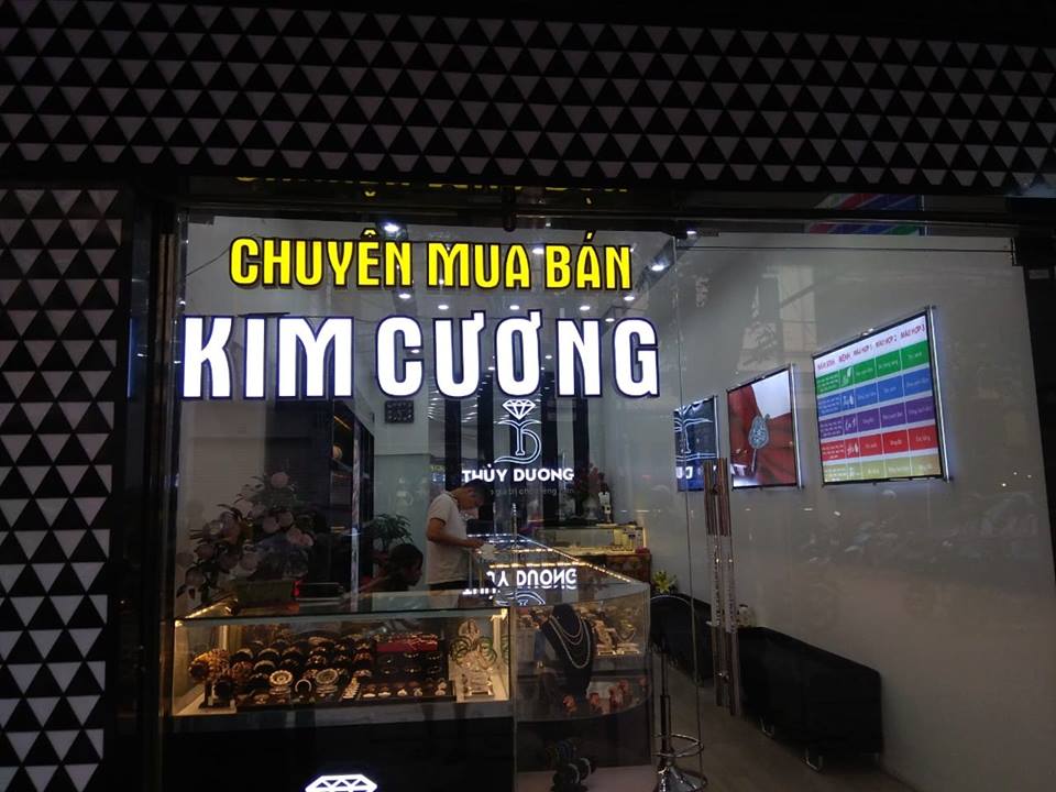 CHỮ NỔI MICA ĐÃ LÀ CHỮ NỔI TỐI ƯU CHO BIỂN QUẢNG CÁO CỦA BẠN CHƯA
