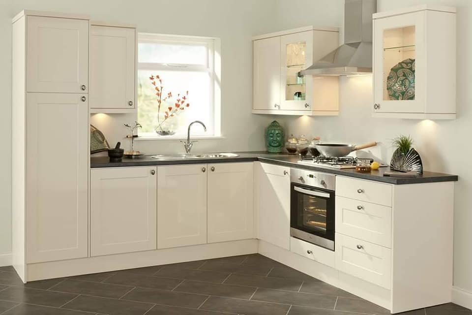 ĐẸP CAO CẤP VỚI TỦ BẾP CÁNH PHỦ ACRYLIC KHÔNG VIỀN LINE