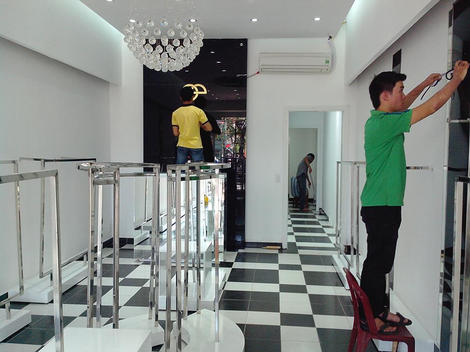 THIẾT KẾ VÀ THI CÔNG SHOP THỜI TRANG NỮ TẠI HẢI  PHÒNG