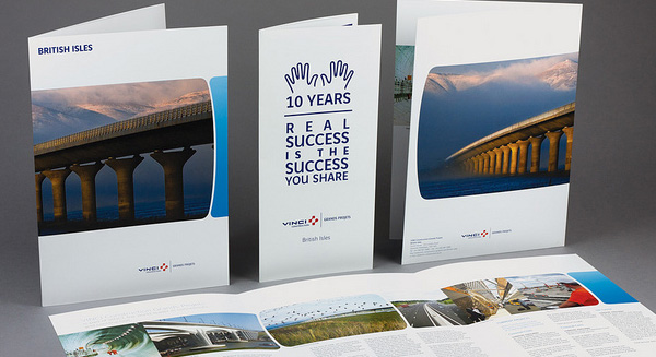 Thiết kế brochure khách sạn sang trọng và tao nhã