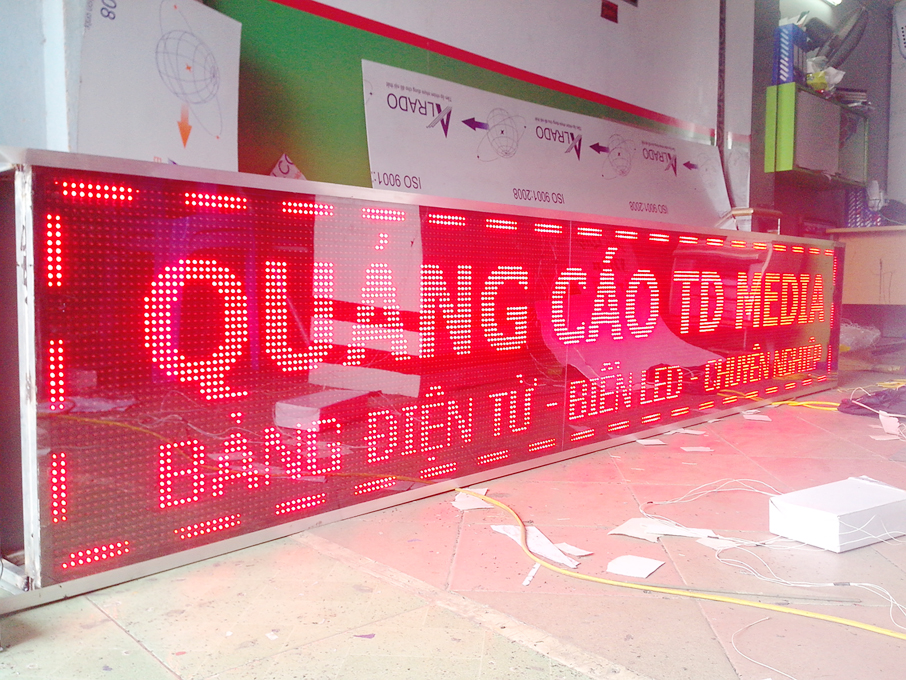 BIỂN ĐIỆN TỬ LED MA TRẬN INDOOR MỘT MÀU