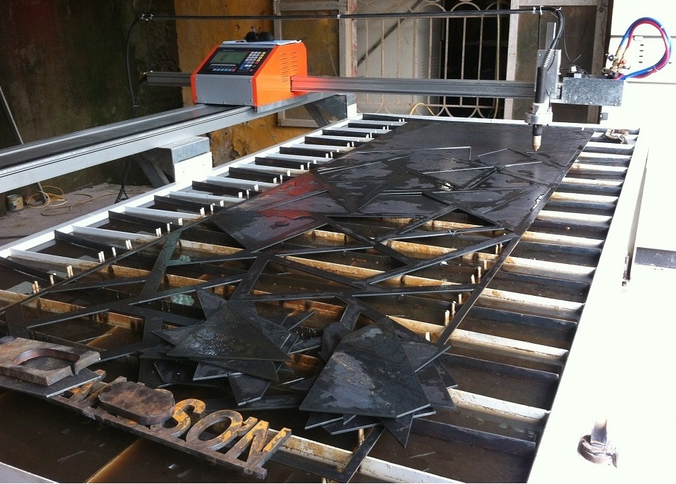 Nhận cắt Tôn, INOX, Nhôm dày khổ lớn trên máy CNC plasma tại Hải Phòng
