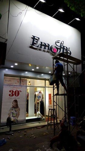 Làm chữ nổi mica led hắt chân shop thời trang 270 Tô Hiệu- Hải Phòng