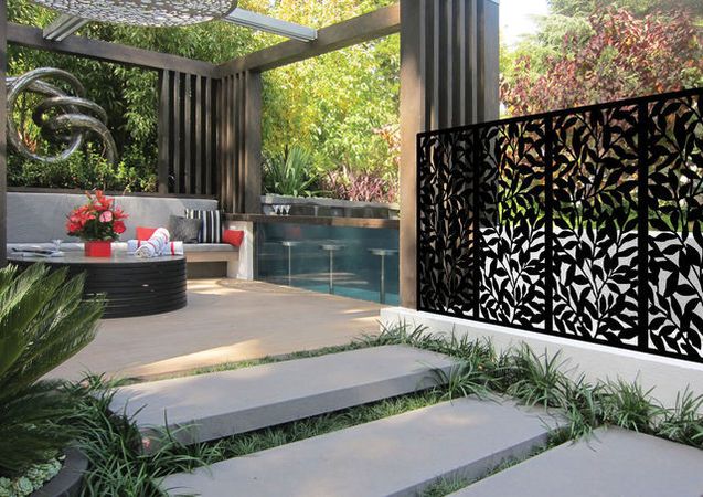 Làm vách ngăn CNC sắt hoa văn đẹp tại Hải Phòng