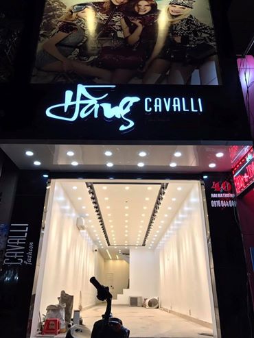 Thiết kế, thi công biển quảng cáo shop thời trang đẹp giá rẻ tại Hải Phòng