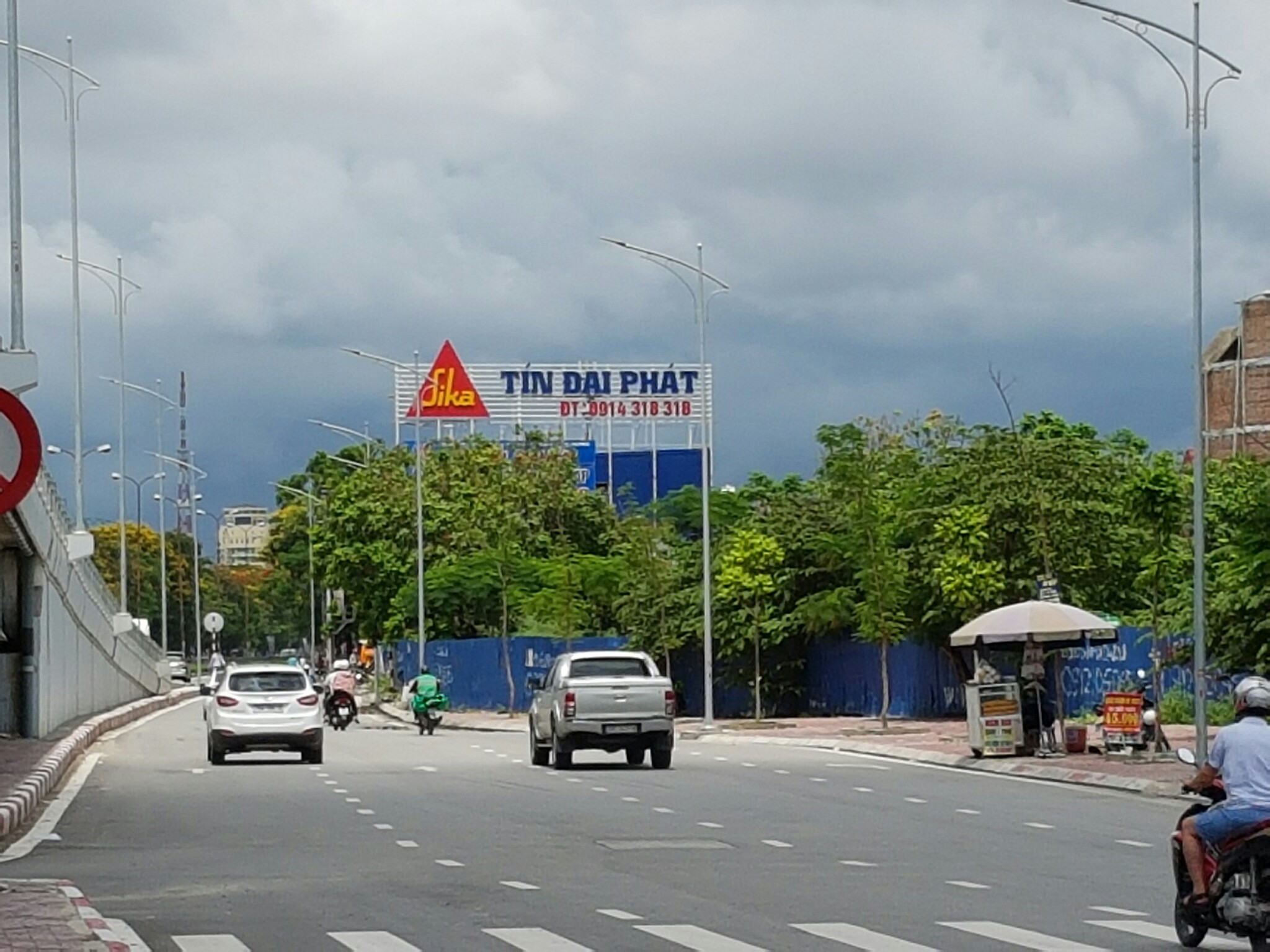 LÀM BIỂN CHỮ NỔI GẮN LED SHOWROOM TÍN ĐẠI PHÁT 198 NBK - HẢI PHÒNG