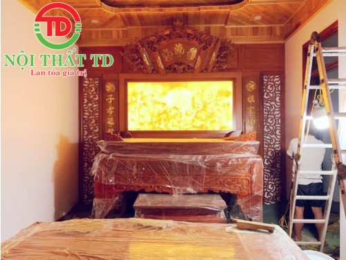 LÀM VÁCH ỐP SAU BAN THỜ ĐẸP RẺ TẠI VÂN ĐỒN - QUẢNG NINH